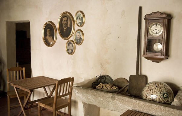 חאן סמדר - ������ �זכרון יעקב - ������ ����